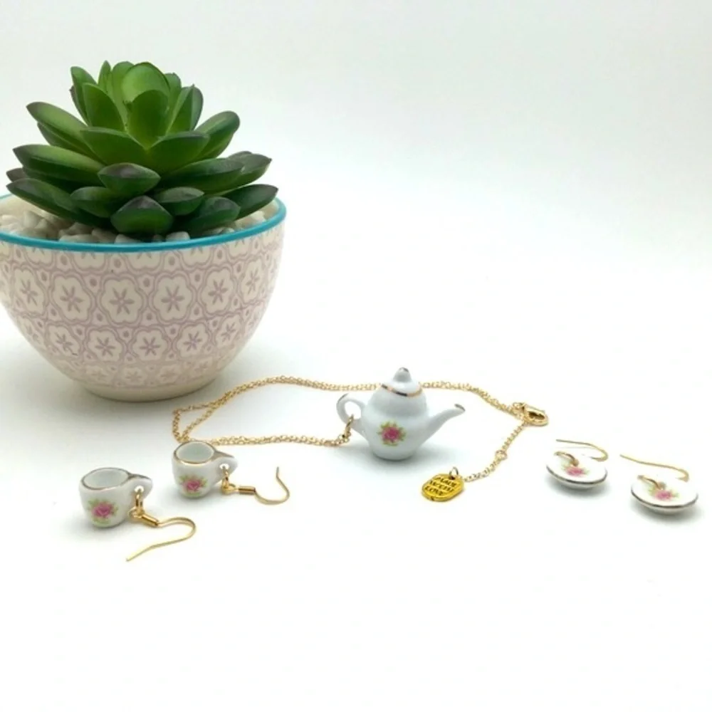 Bridgerton Ceramic Teapot Charm Necklace - Picture 11 of 13